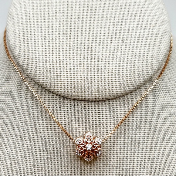 NWOT Sterling silver 18k rose gold plated snowflake necklace pendant 18” - Picture 2 of 10